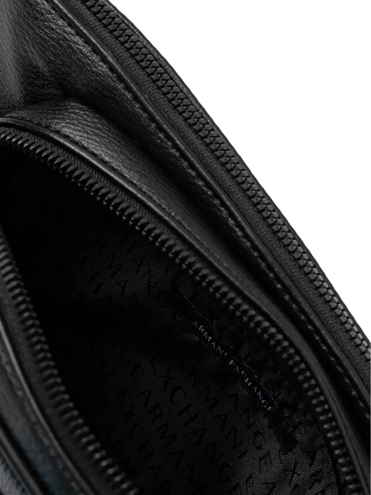 Armani Exchange ジップアップベルトバッグ - 画像4