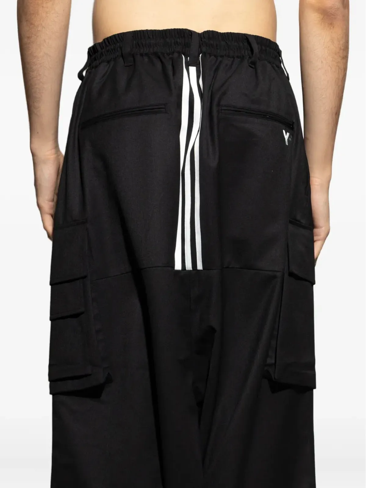 Y-3 ドローストリングカーゴパンツ ブラック - 画像4