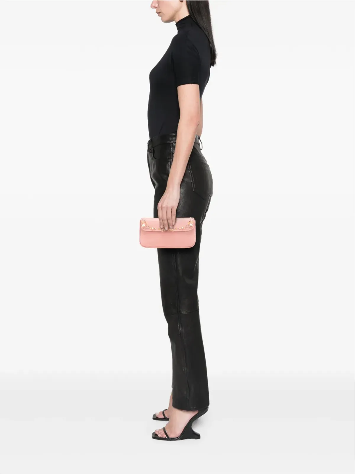 Miu Miu Pre-Owned ピンクのゴートスキン・マドラス クリスタルスタッズ付きクラッチバッグ - 画像2