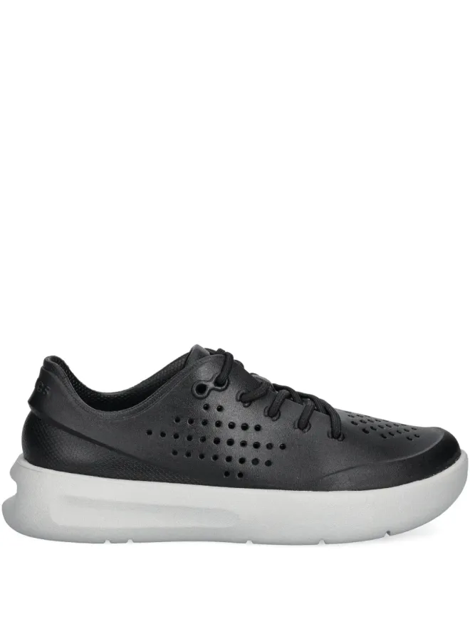 Crocs Crocs インモーション・ペーサー M 通気孔付きレースアップスニーカーの商品画像