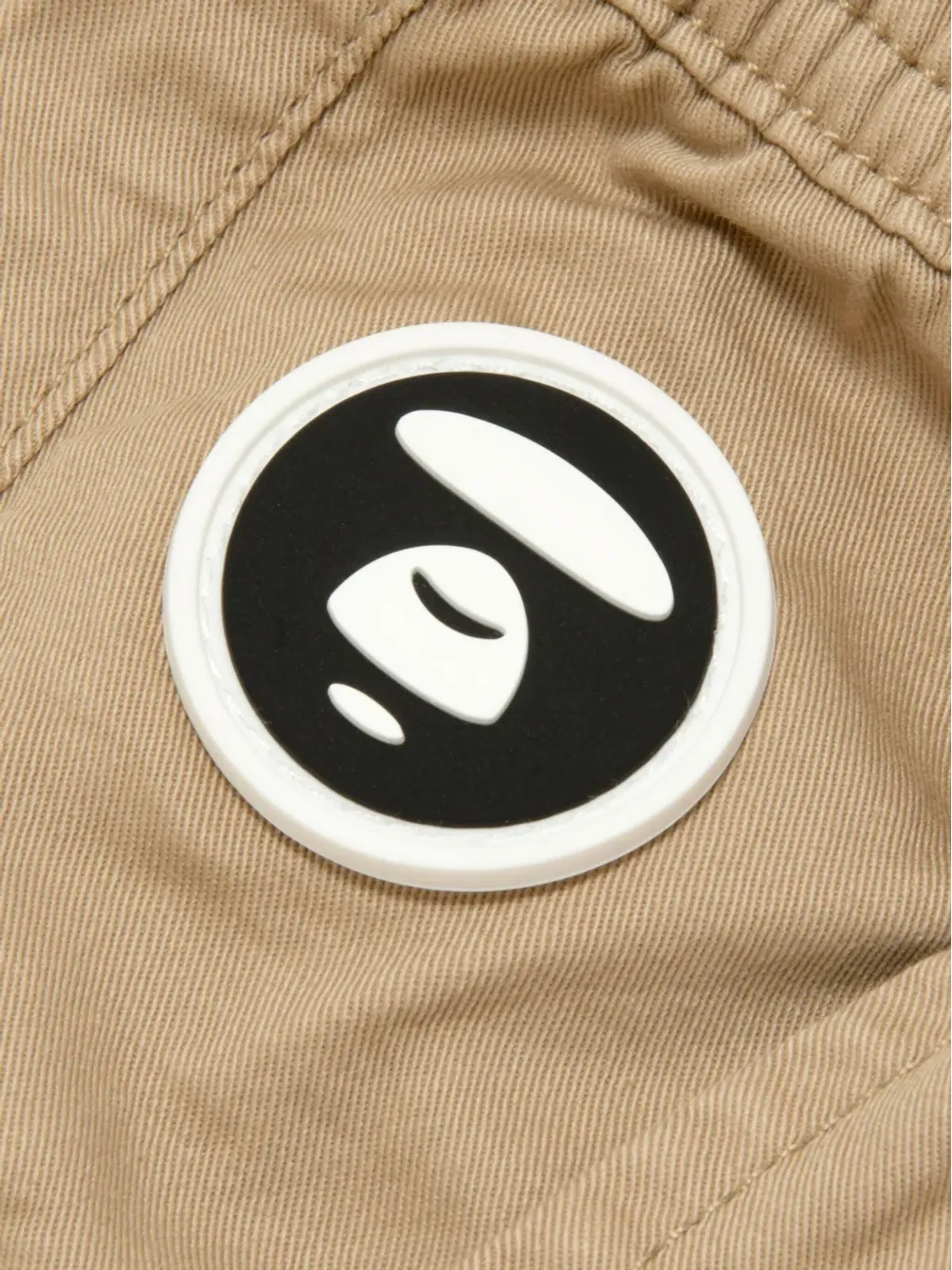 AAPE BY *A BATHING APE® ape head ロゴ・プレート付き レギュラーパンツ - 画像5