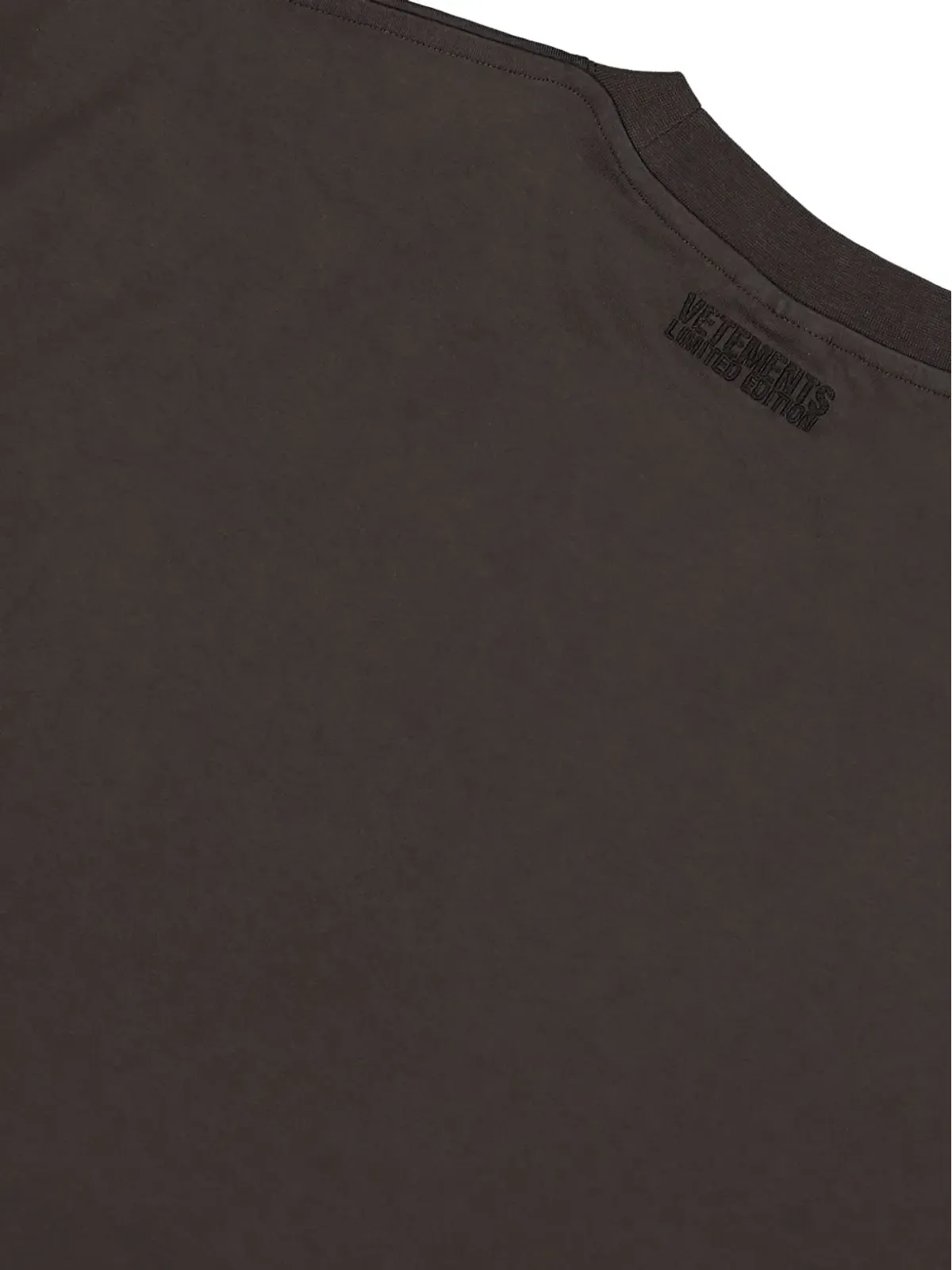 VETEMENTS BatsロゴTシャツ - 画像4