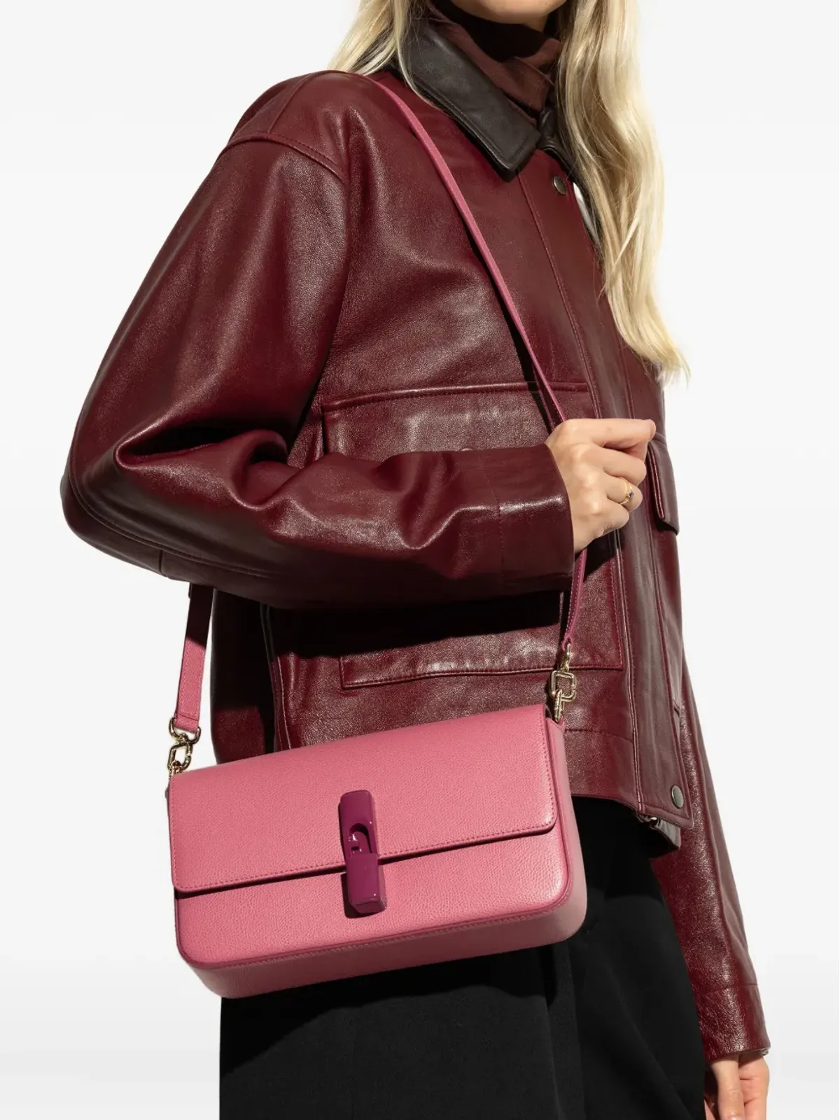 Furla Iride レザー フラップ開閉 ショルダーバッグ - 画像2