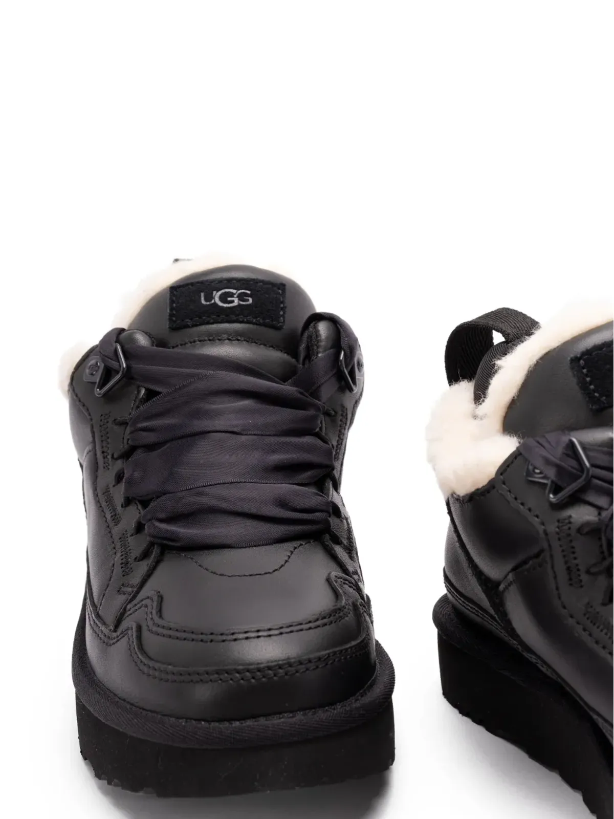 UGG Lowmel レースアップ シアリングスニーカー - 画像3