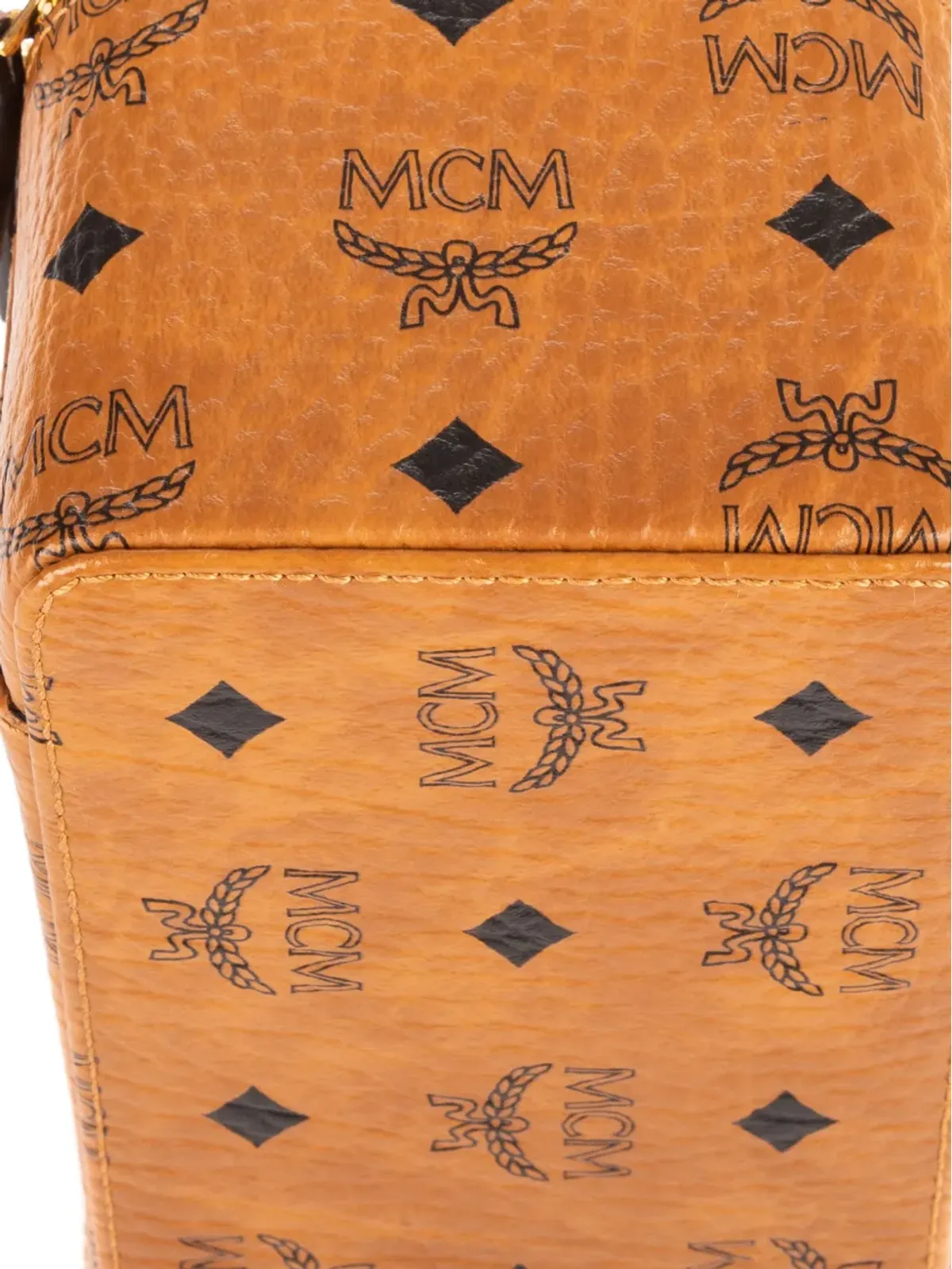 MCM ビンテージ ロゴプリント トップハンドルバッグ（ブラウン） - 画像4