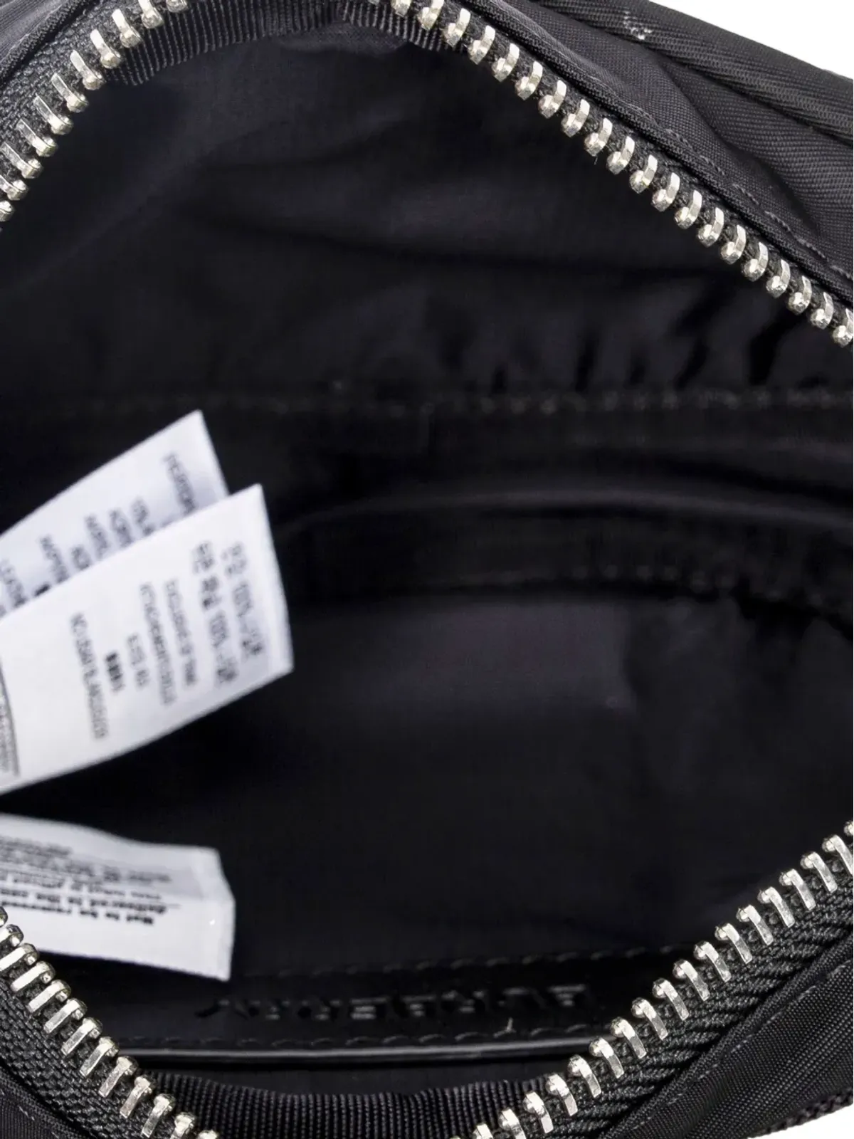 Burberry ビンテージ 2020年代 ロゴプリント ベルトバッグ - 画像3