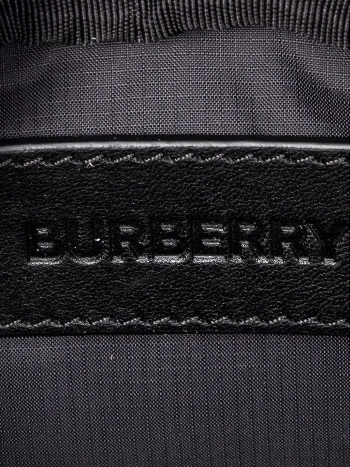 Burberry ビンテージ 2020年代 ロゴプリント ベルトバッグ - 画像4