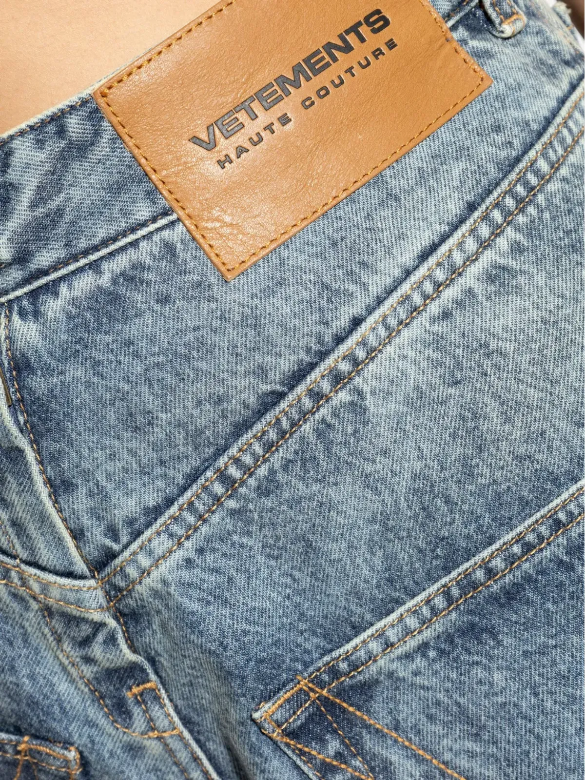 VETEMENTS ダメージ加工V字ヨークジーンズ ブルー - 画像5