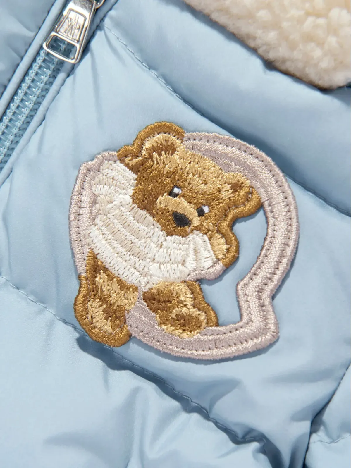 Moncler Enfant テディパッチ フード付きコート - 画像4