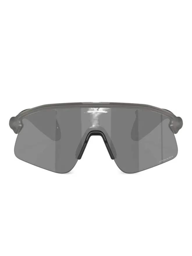 Oakley Oakley ポリッシュド ジオメトリック サングラスの商品画像