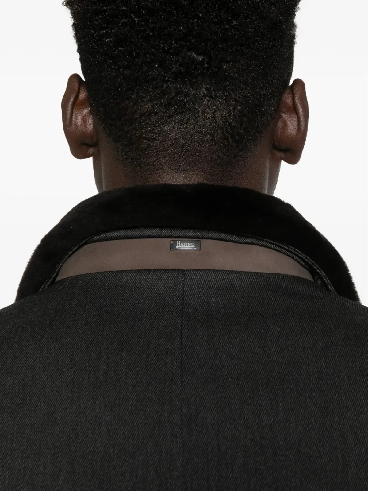 Herno ベルベットカラー襟付きボタンコート - 画像5