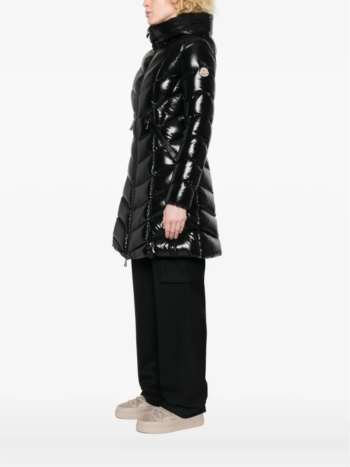 Moncler チェボロンキルティング フード付きダウンジャケット ブラック - 画像3