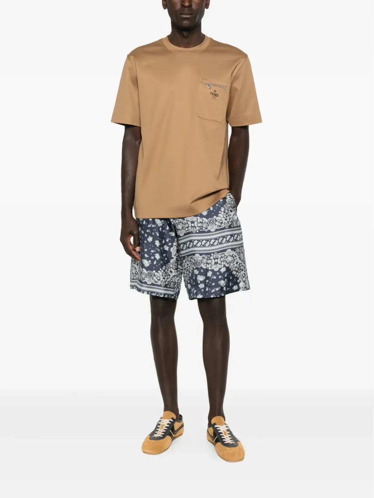 FENDI ジップポケットTシャツ（ブラウン） - 画像2