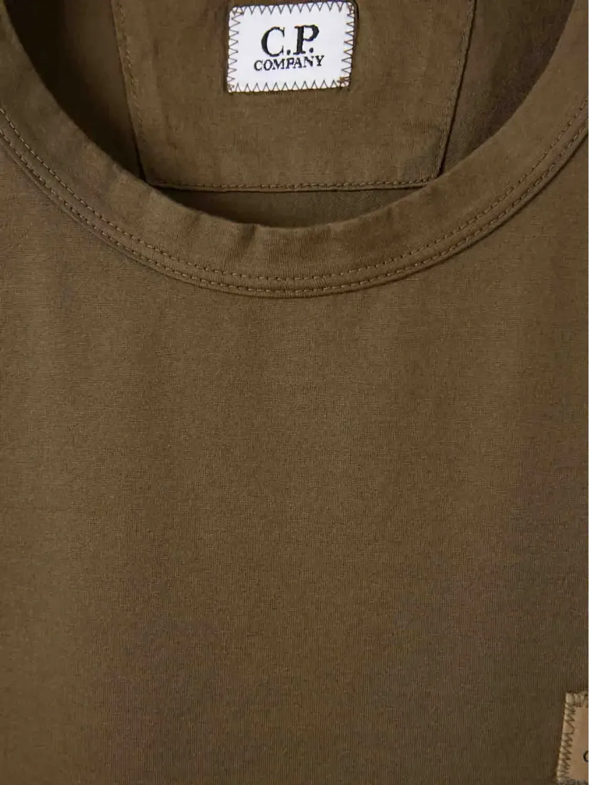 C.P. Company ロゴパッチ クルーネック Tシャツ - 画像3