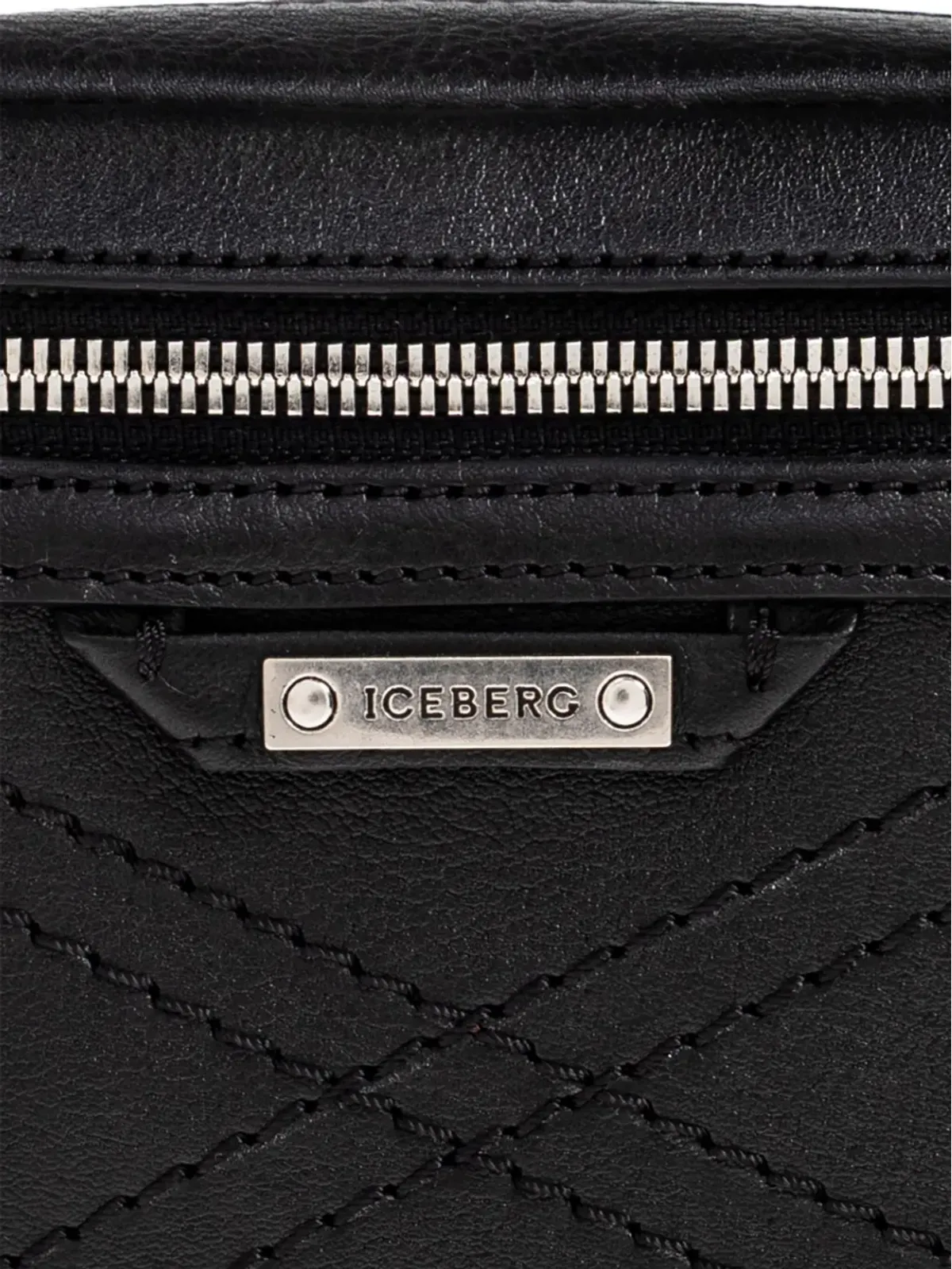 Iceberg キルティングジップレザーベルトバッグ - 画像4