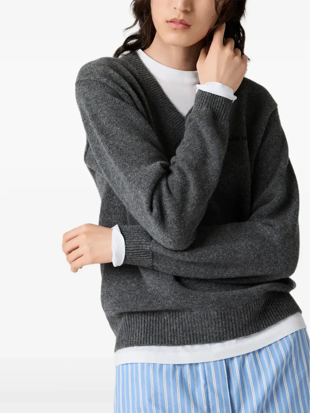 Miu Miu intarsia-logo V-neckセーター - グレー - 画像3