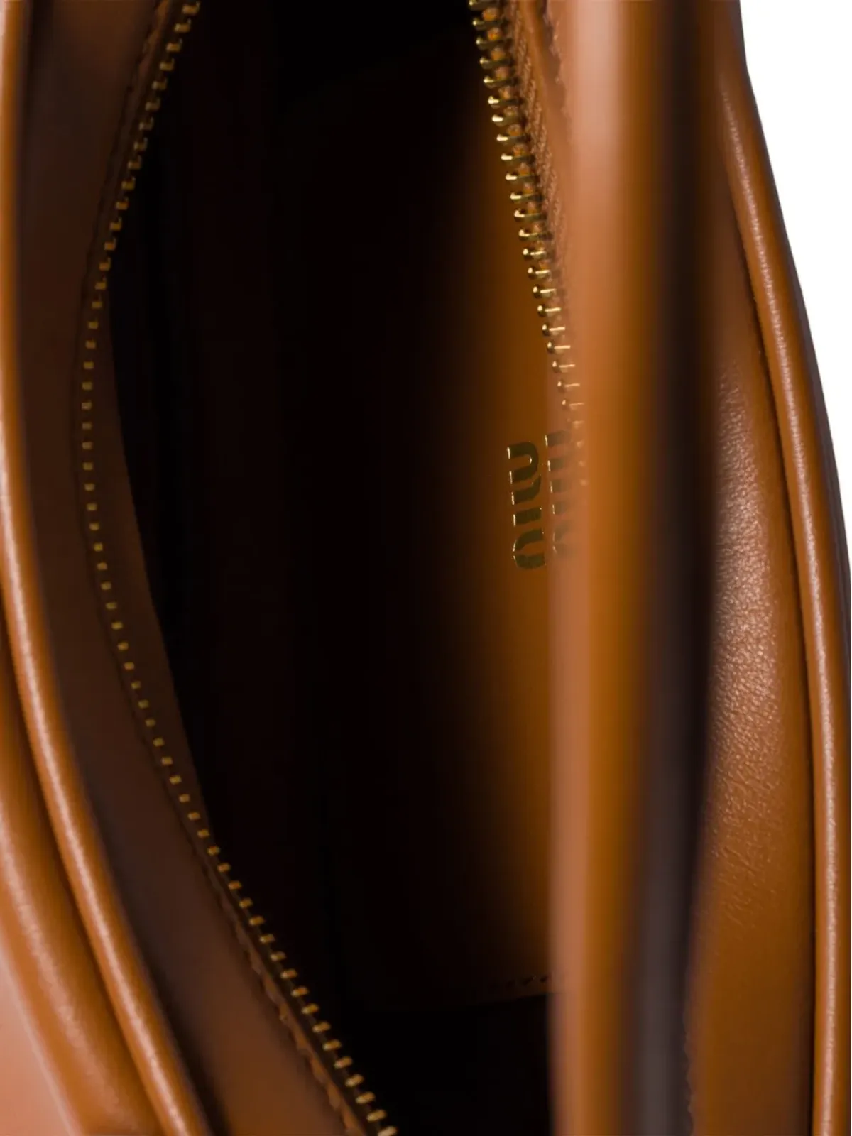 Miu Miu レザー ロゴプレート ミニバッグ - Brown - 画像4