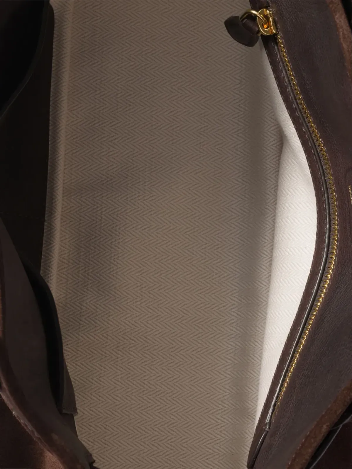 Miu Miu Aventure suede buckle-fastening tote bag - Brown - 画像5