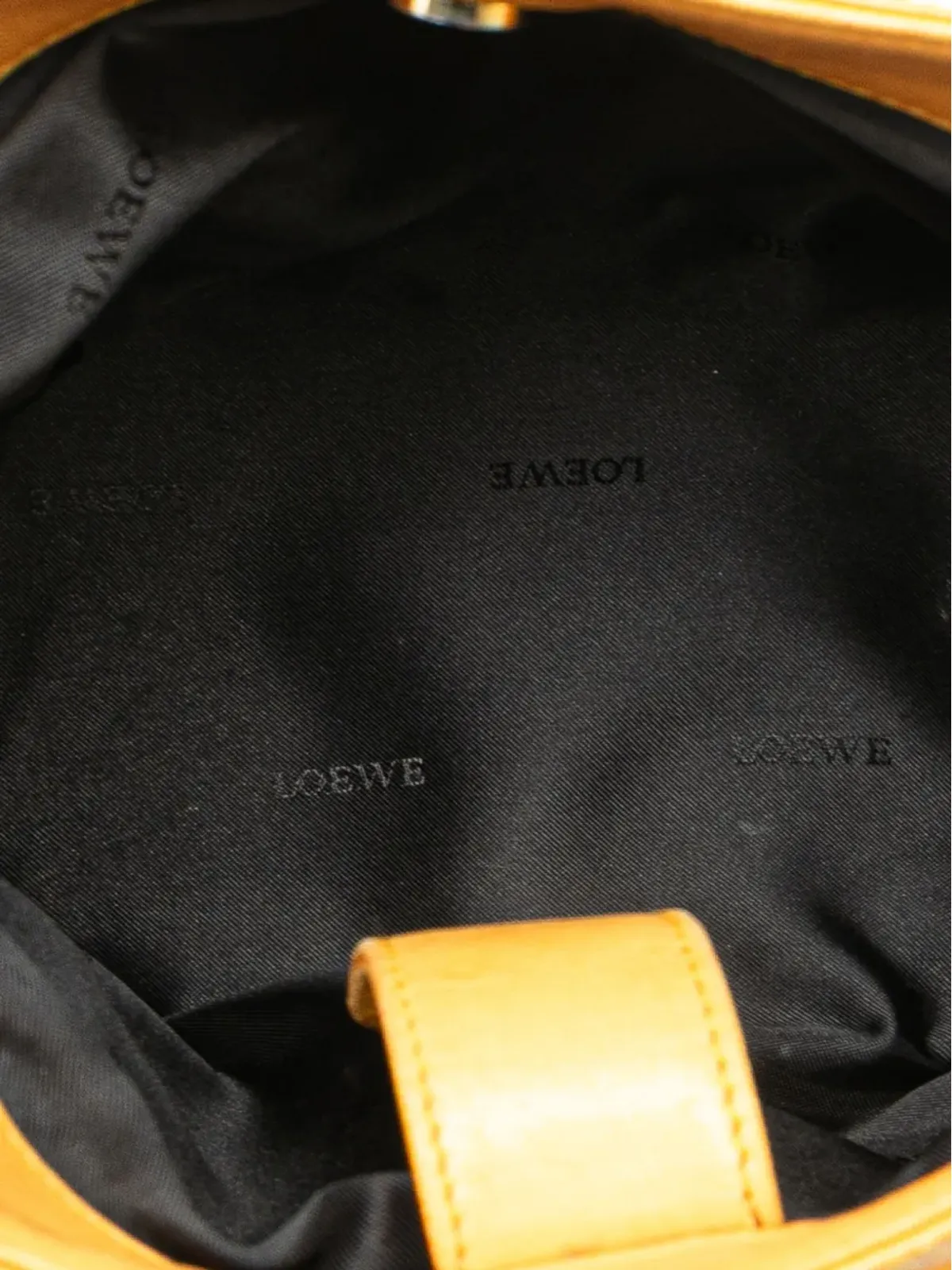 Loewe Pre-Owned ナッパレザー ハンドバッグ - 画像5