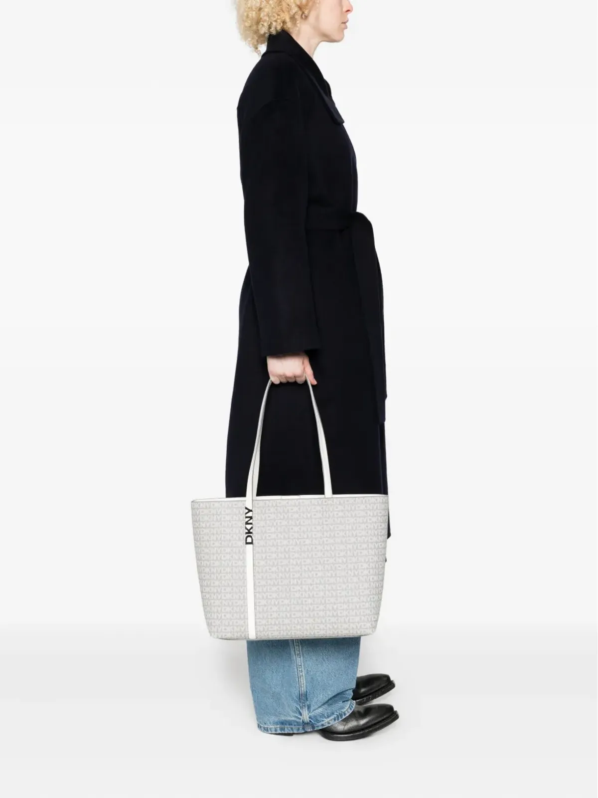 DKNY ロゴプレート トートバッグ - 画像2
