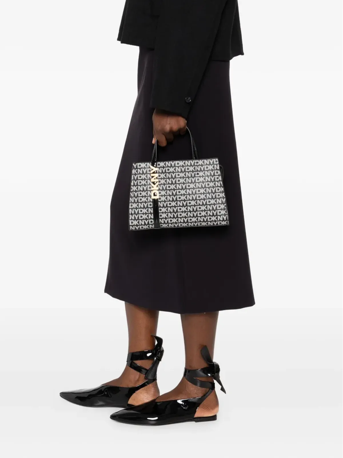 DKNY ロゴプレート付きモノグラム トートバッグ - 画像2