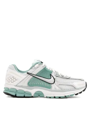 Nike Vomero 5 ロー・トップスニーカー - サムネイル1