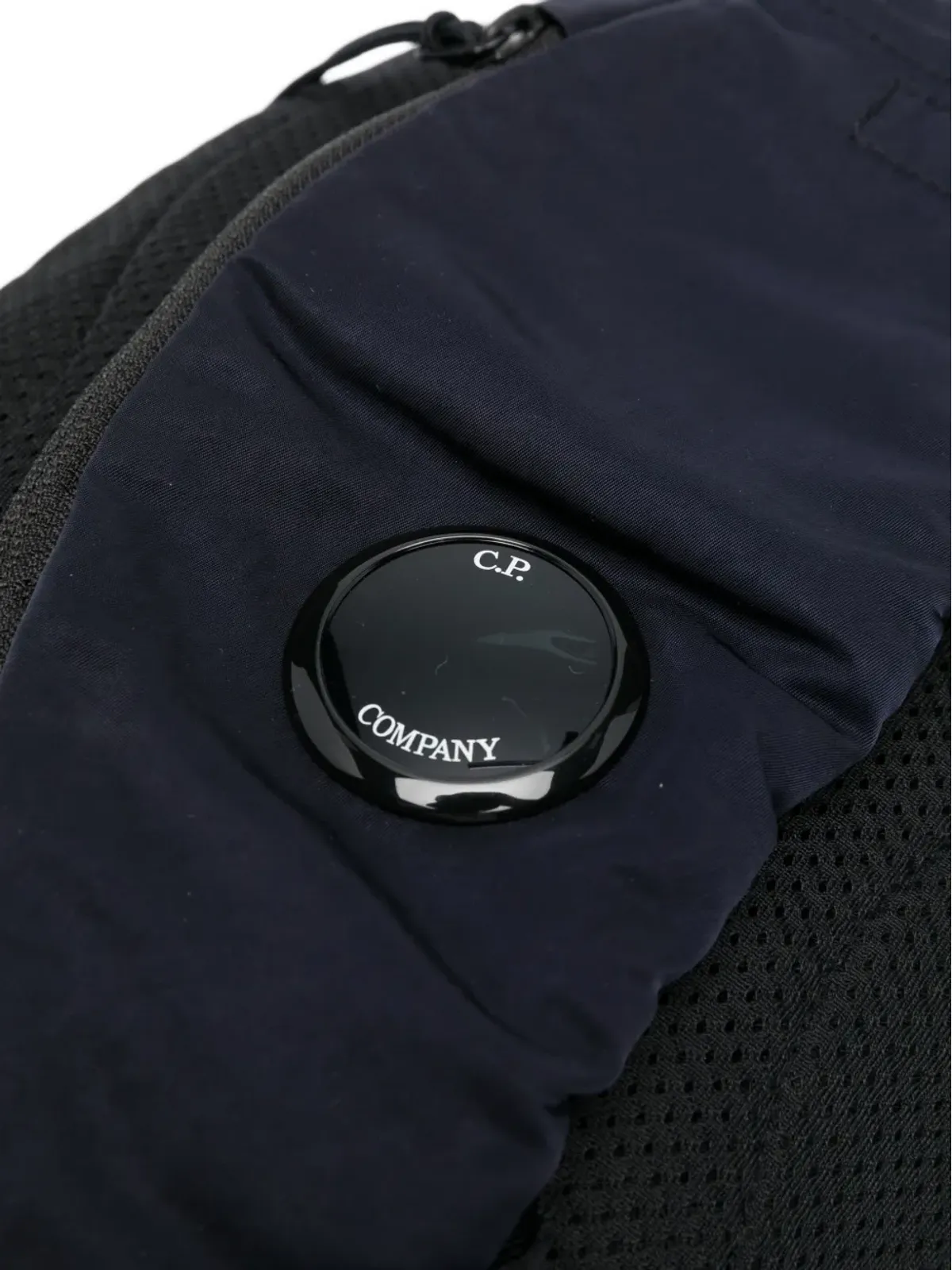 C.P. Company ドローストリング式クロスボディバックパック - ブルー - 画像4