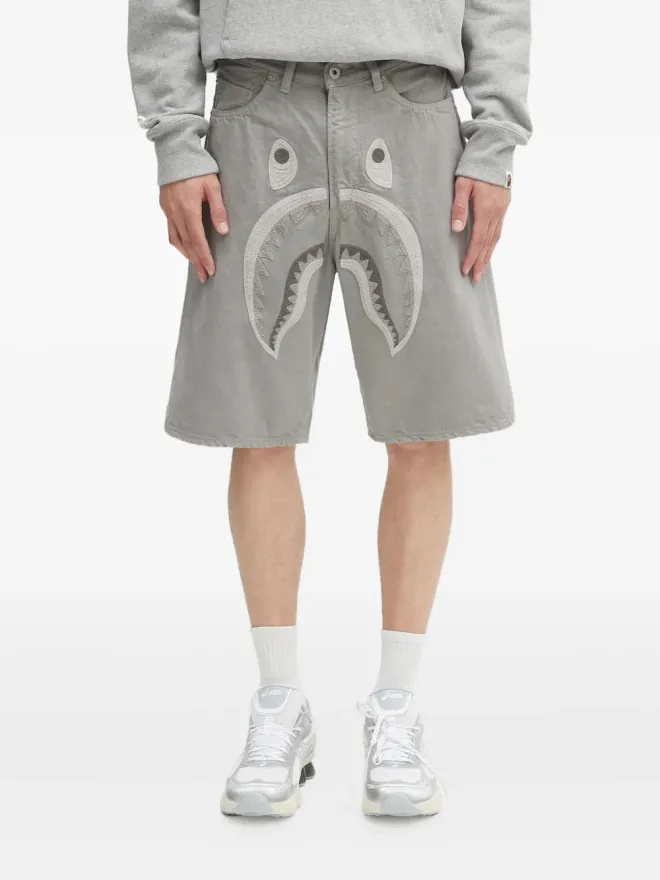 A BATHING APE® A BATHING APE® Shark shorts - Greyの商品画像