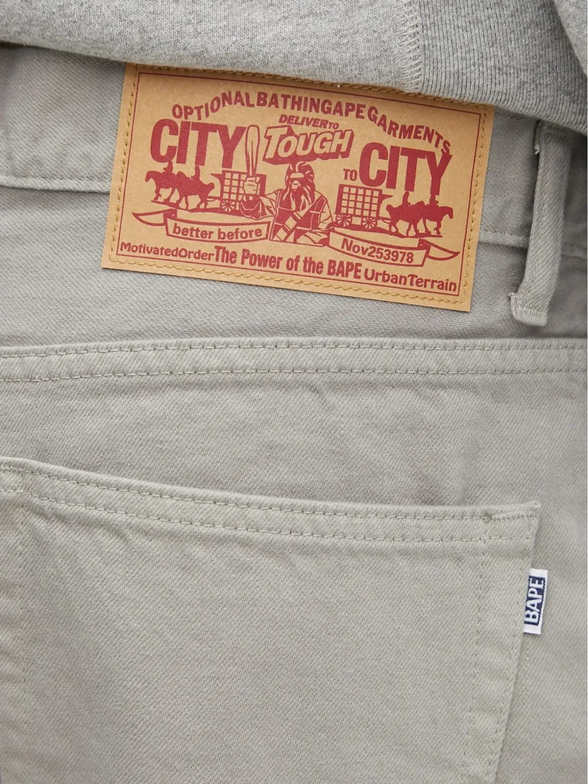 A BATHING APE® Shark shorts - Grey - 画像5