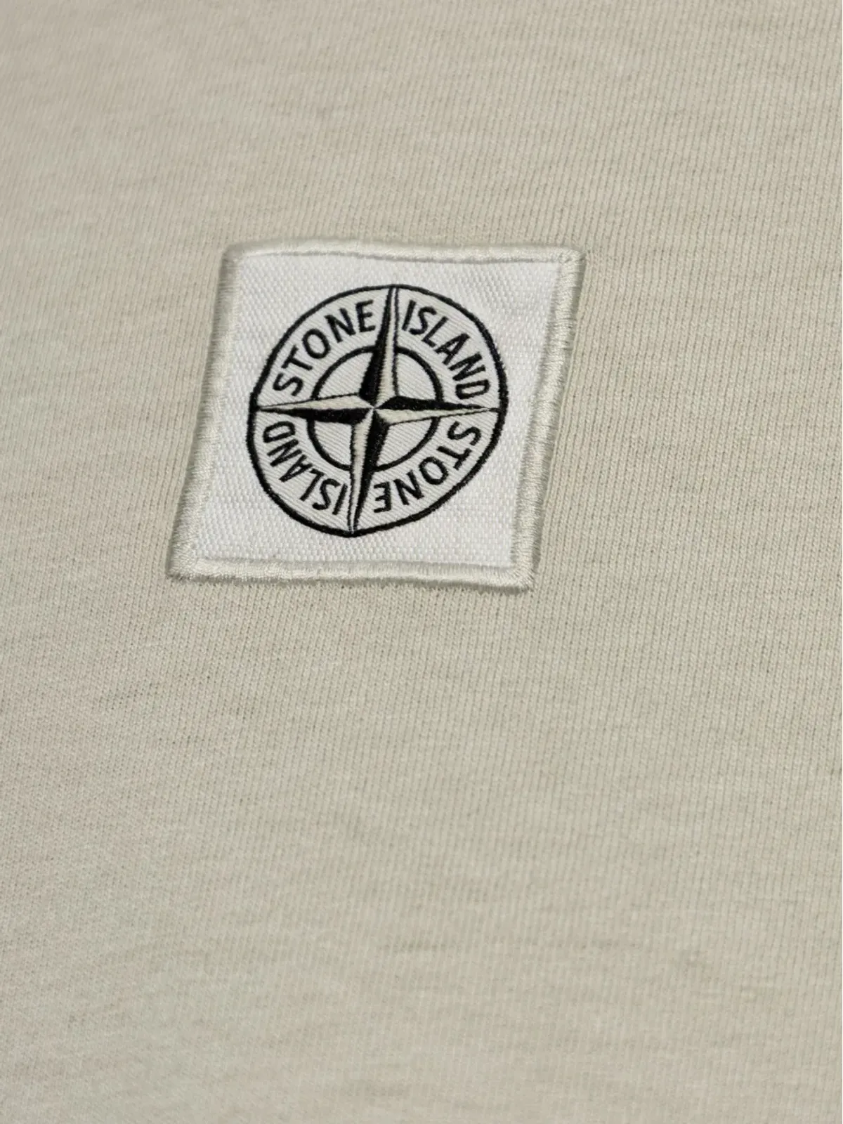 Stone Island ロゴパッチコットンTシャツ - 画像5