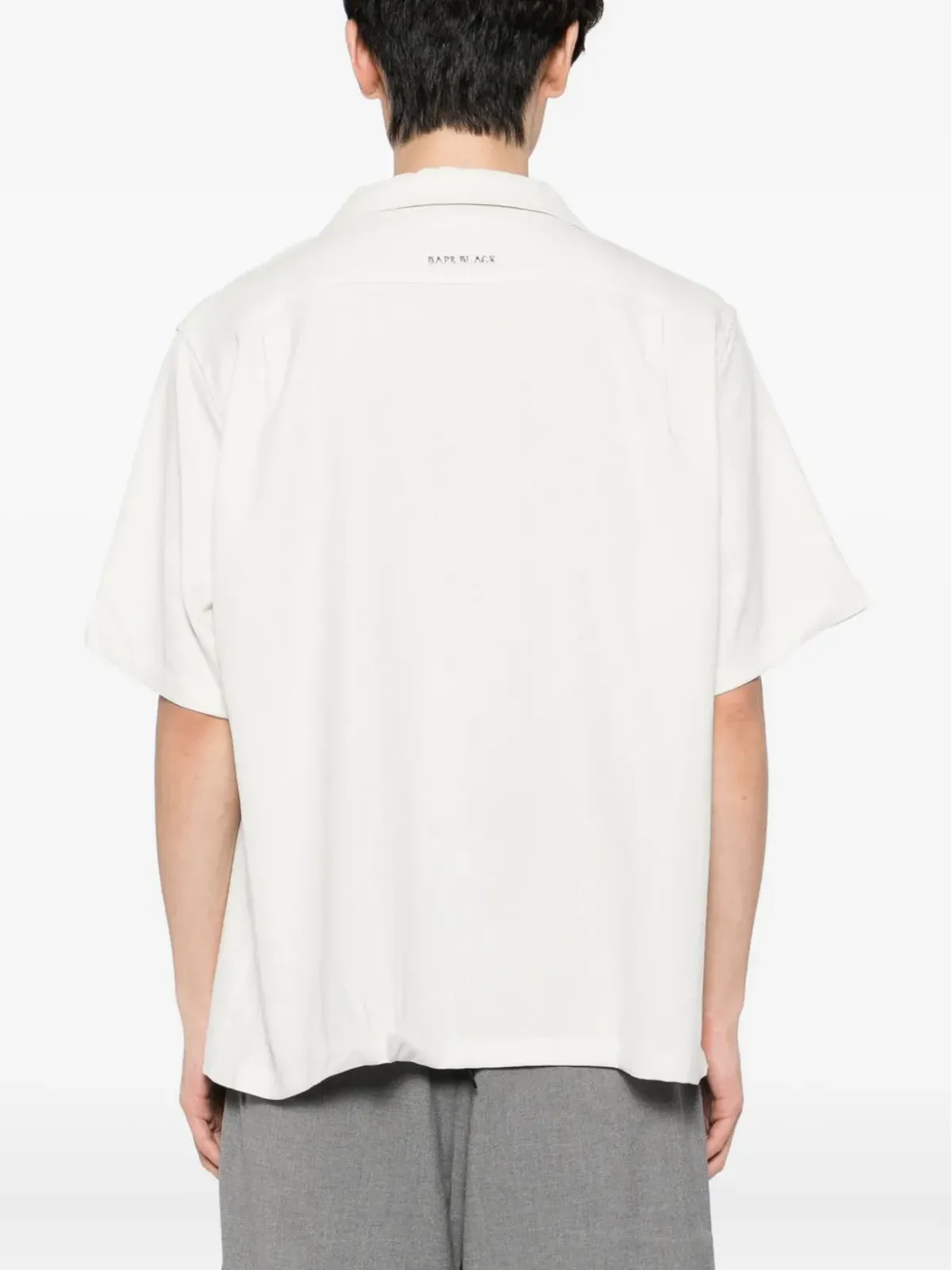 A BATHING APE® スタッド装飾シャツ - 画像4