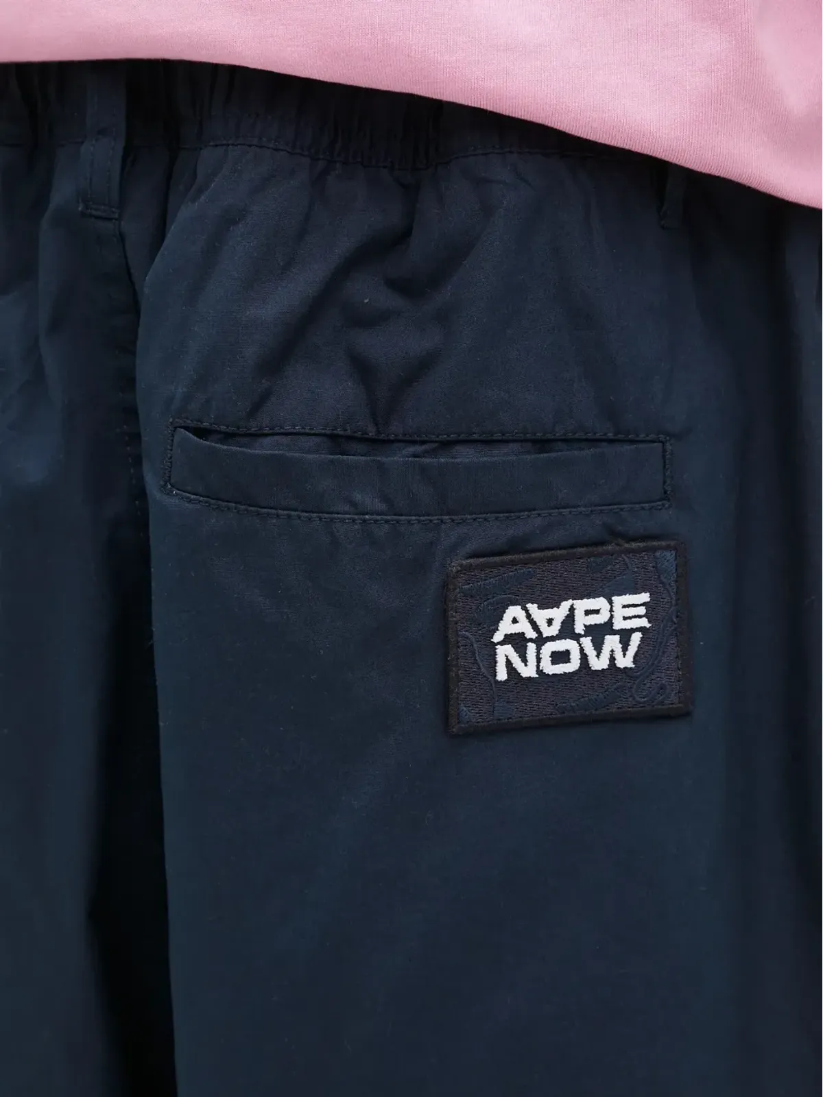 AAPE BY *A BATHING APE® ロゴ刺繍ベルムーダーショーツ ブルー - 画像5