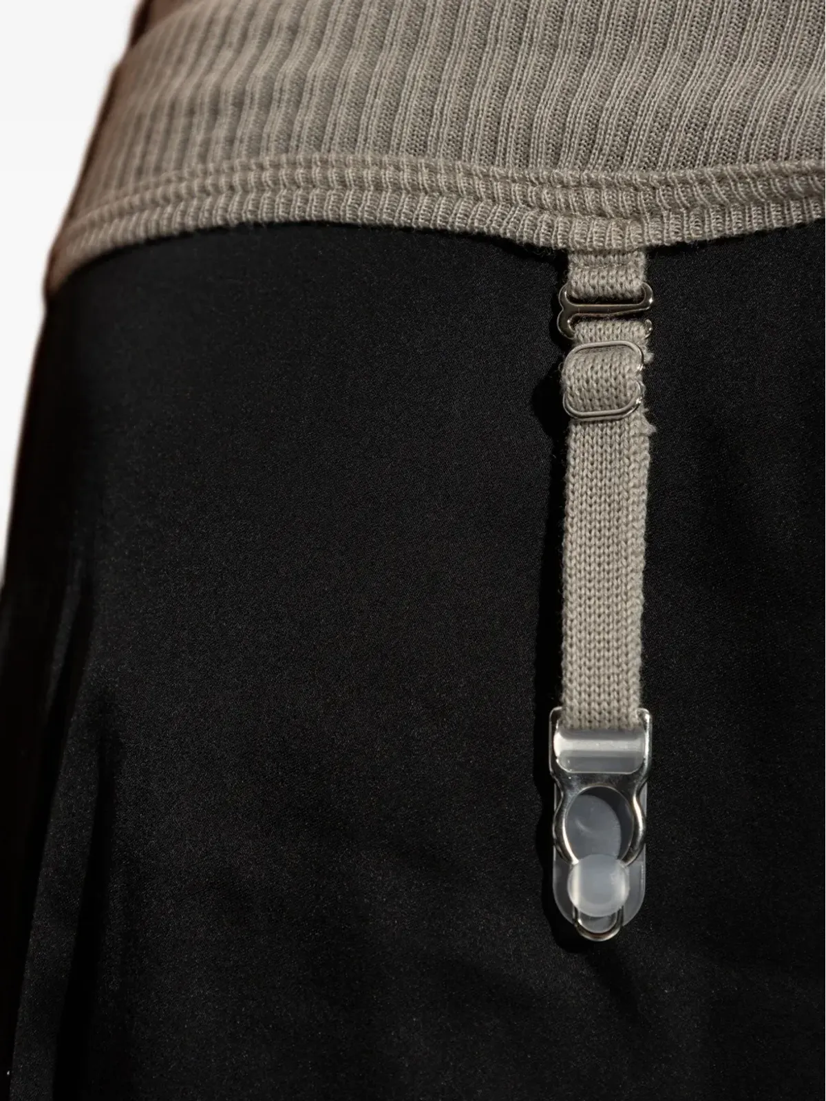 LEMAIRE リブ編みサスペンダー付きトップス - 画像5