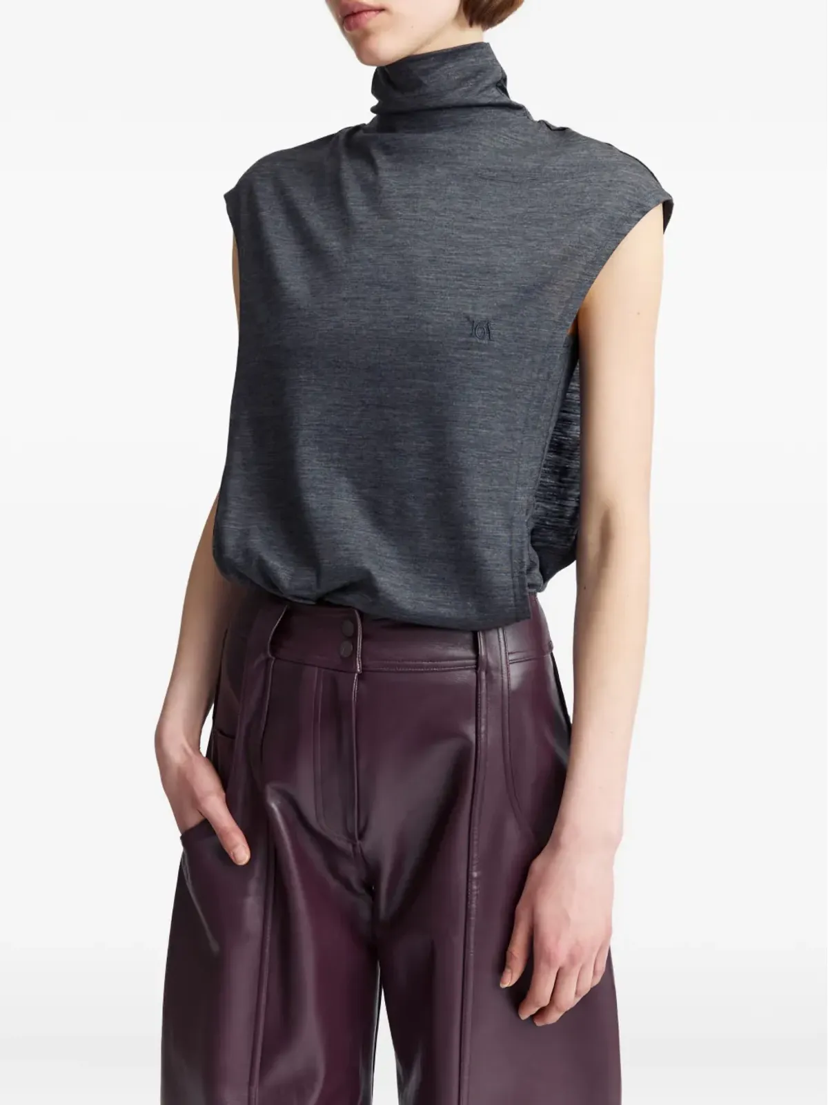 16Arlington Ovica sleeveless top - Grey - 画像4