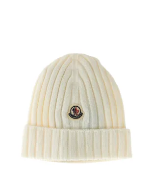 Moncler Enfant リブ編みロゴパッチ付きニット帽 - サムネイル1