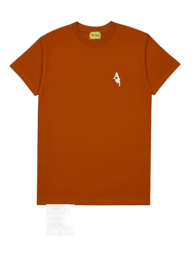 AL AIN AL AIN ロゴプリント Tシャツの商品画像