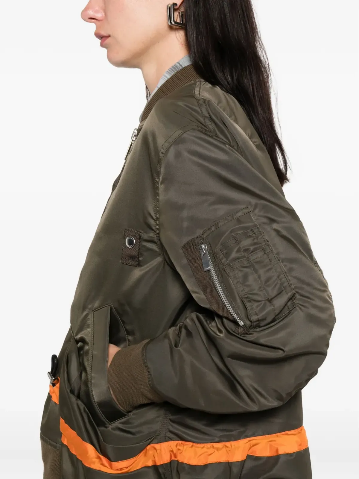 sacai ストライプディテール ジップアップ ボンバージャケット - 画像5