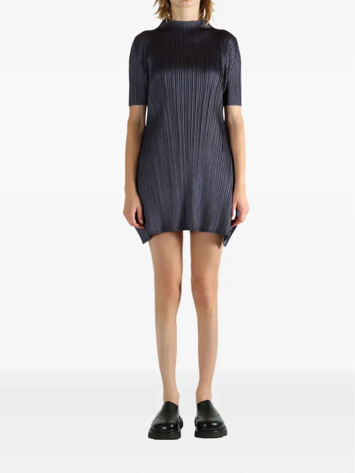 Pleats Please Issey Miyake 月替わりカラー: 7月 プリーツ入り半袖チュニック - グレー - 画像2