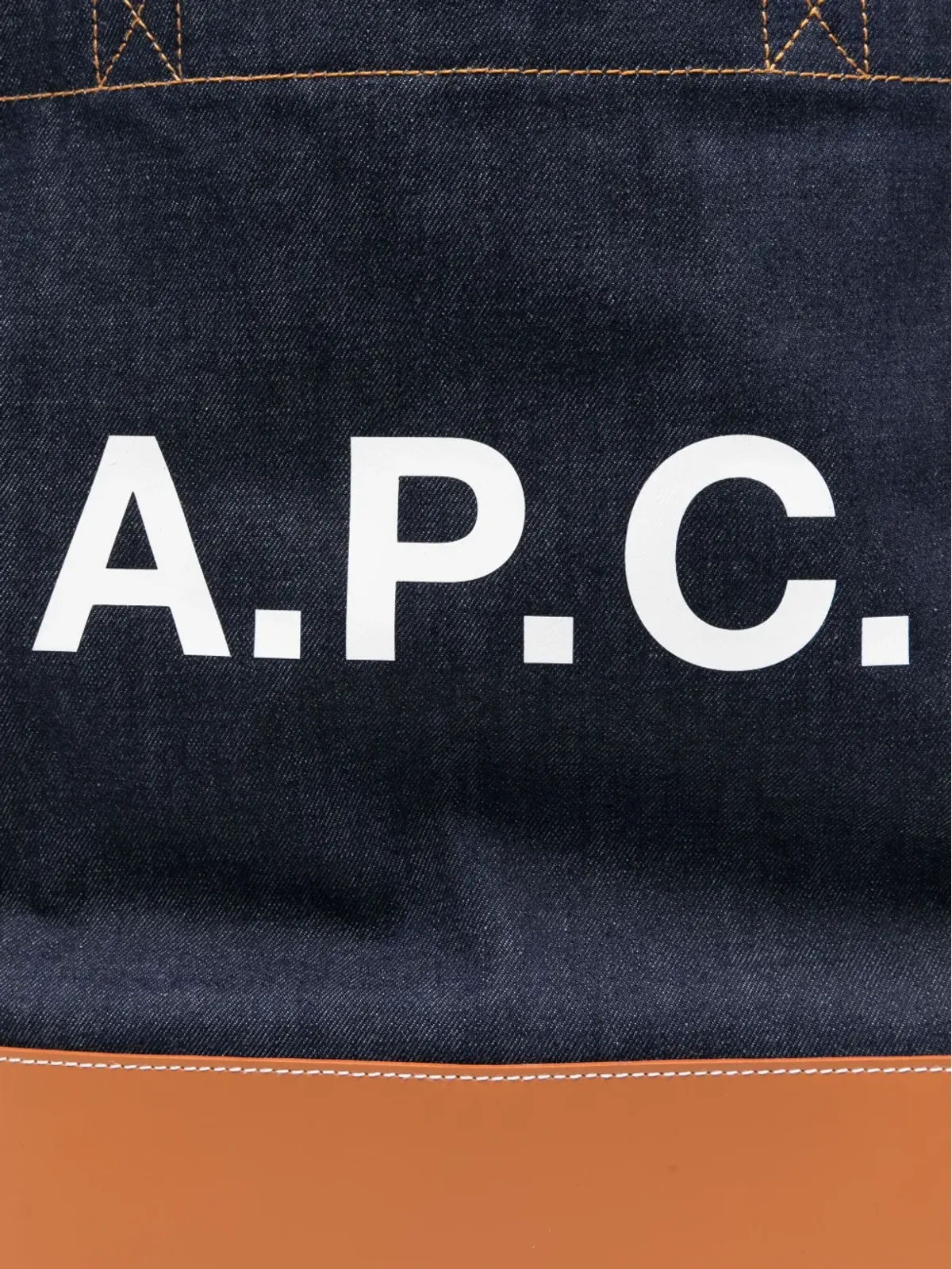 A.P.C. ロゴディテール付きデニム トートバッグ - 画像4
