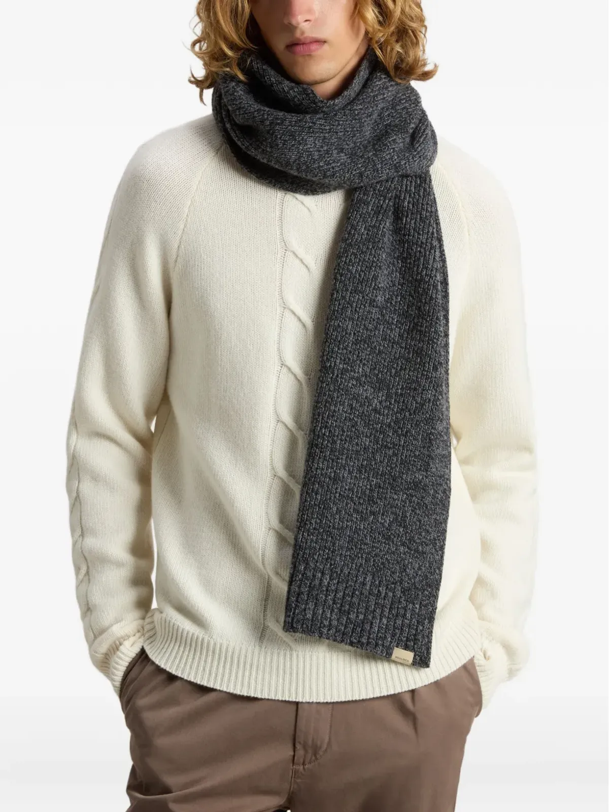 Woolrich ムーラインリブ ウールスカーフ ブラック - 画像4