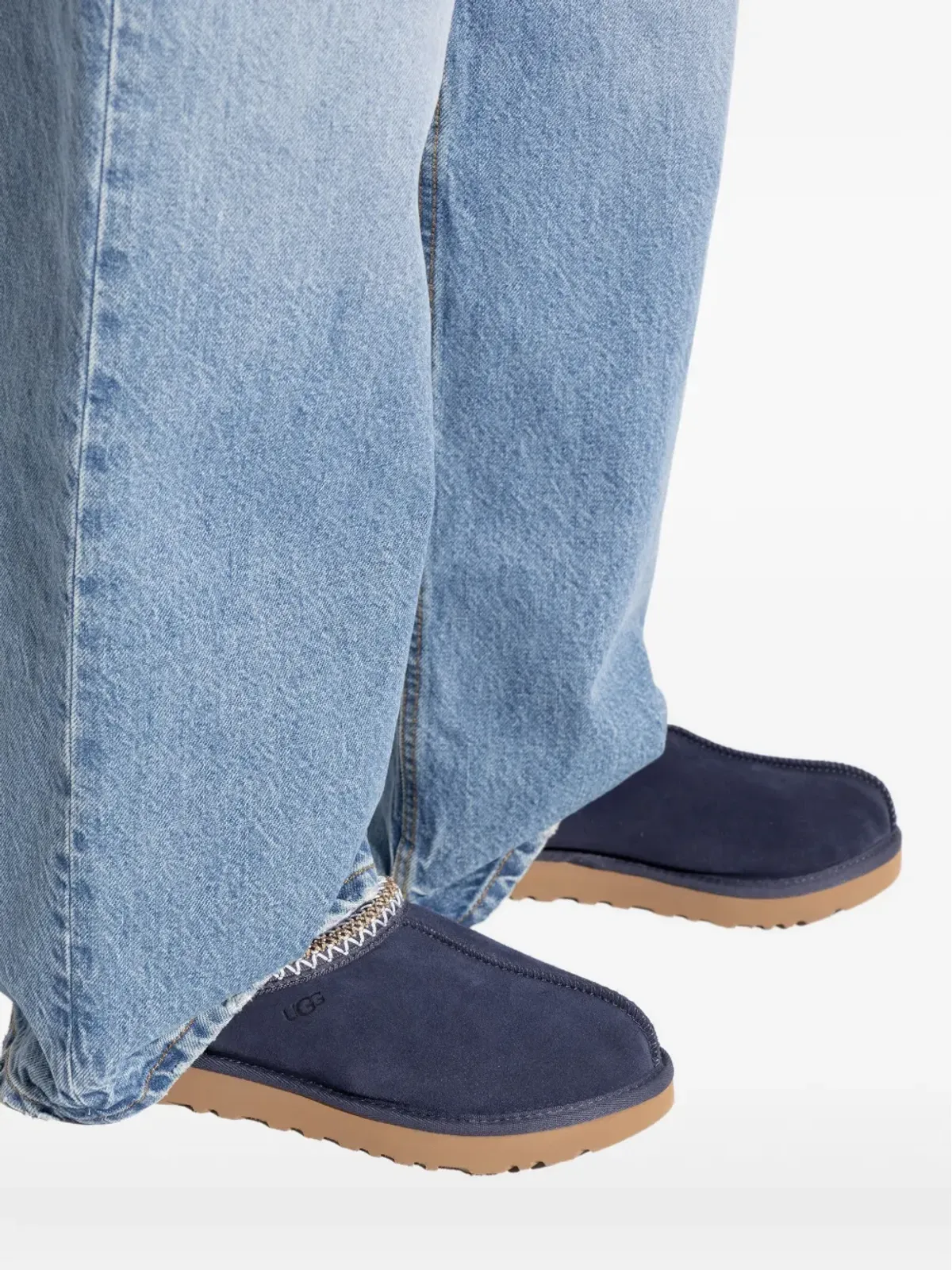 UGG Tasman ステッチ入りトリム スリッパ - 画像4