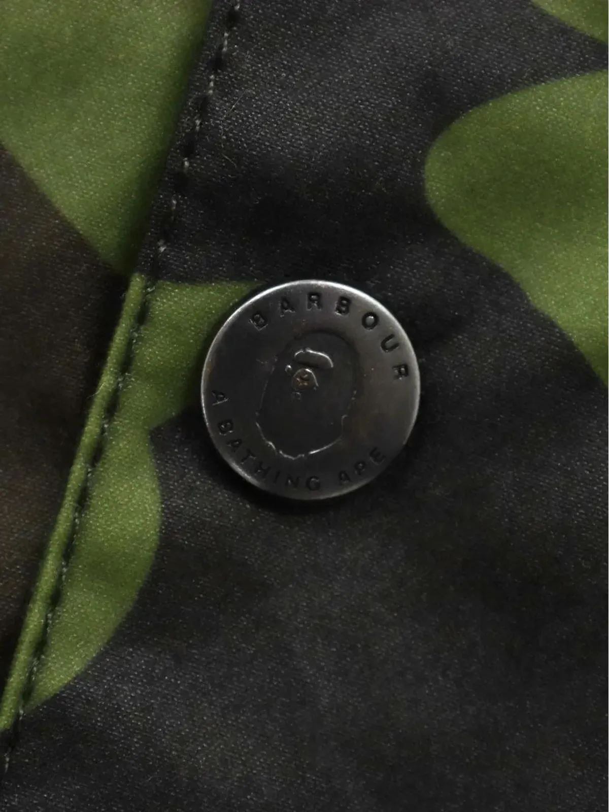 A BATHING APE® 迷彩柄フード付きジャケット - 画像3