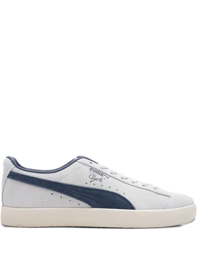 PUMA PUMA クライド スウェードスニーカーの商品画像