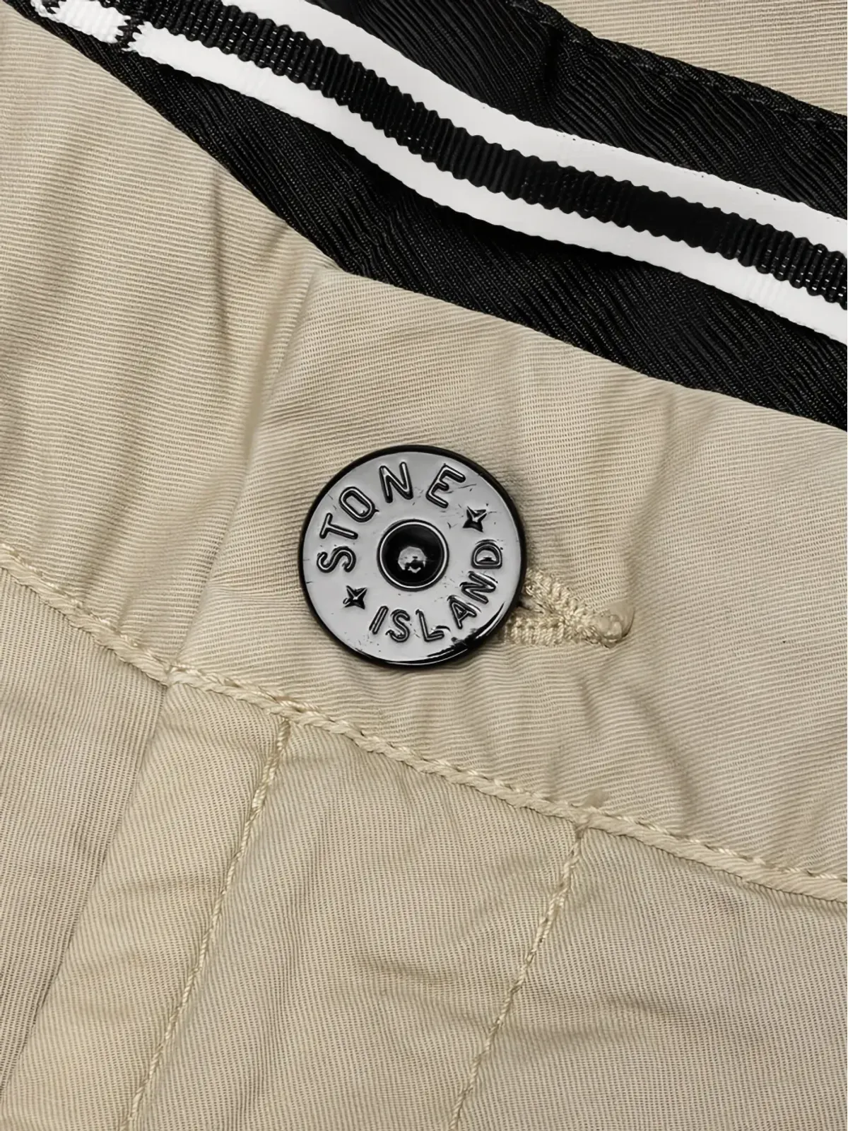 Stone Island カーゴポケット付きギャバジンパンツ - 画像3