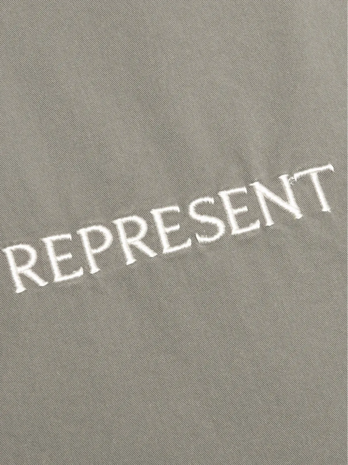 Represent キャンプカラーシャツ グレー - 画像4
