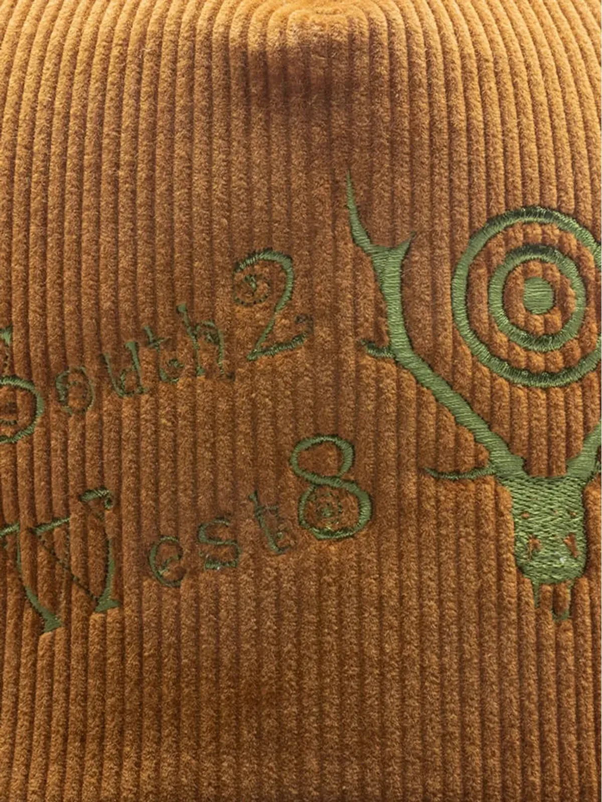SOUTH2 WEST8 刺繍トラッカーキャップ - 画像3