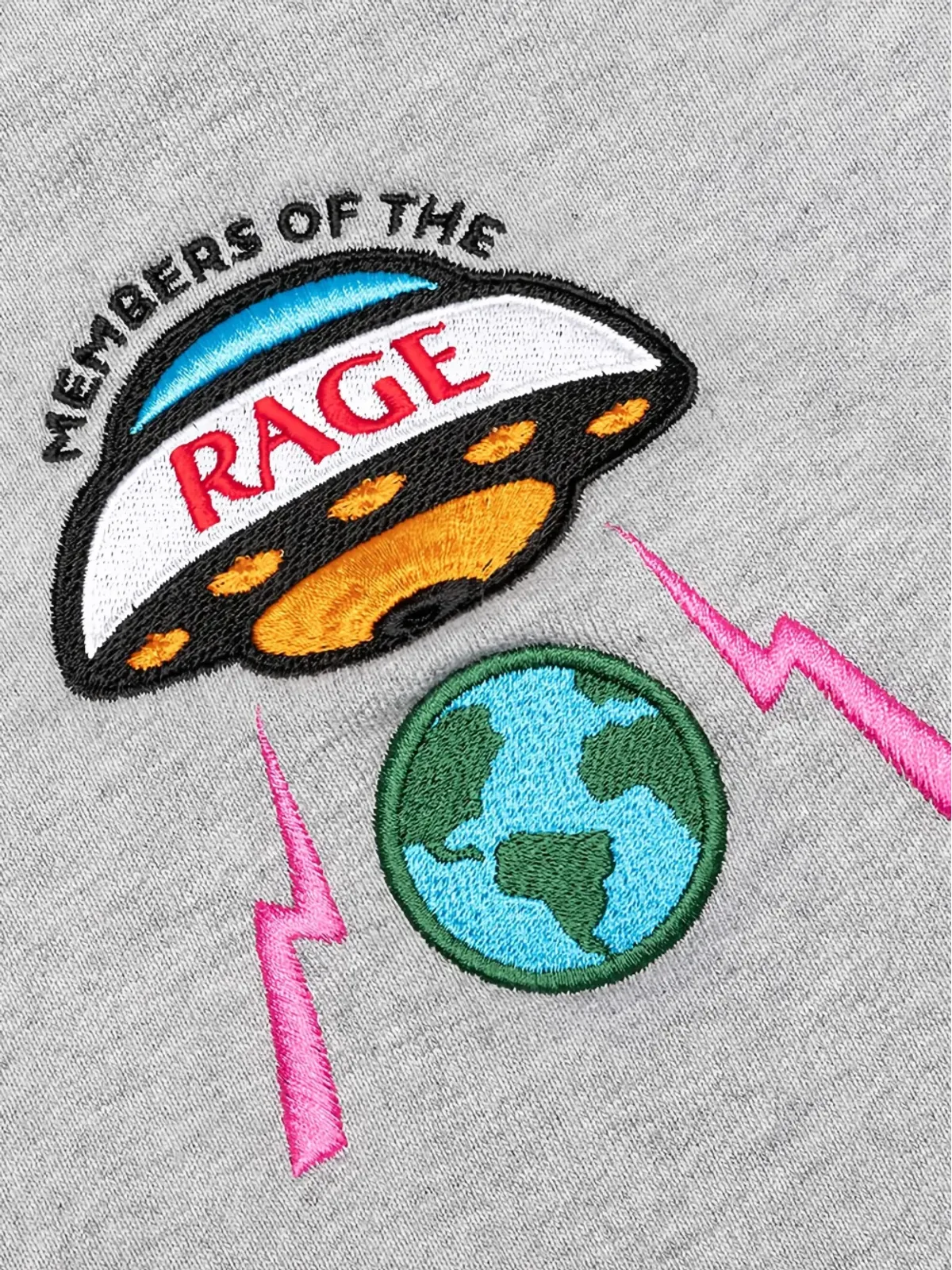 MEMBERS OF THE RAGE 刺繍入りダメージ加工フード付きパーカー - 画像4