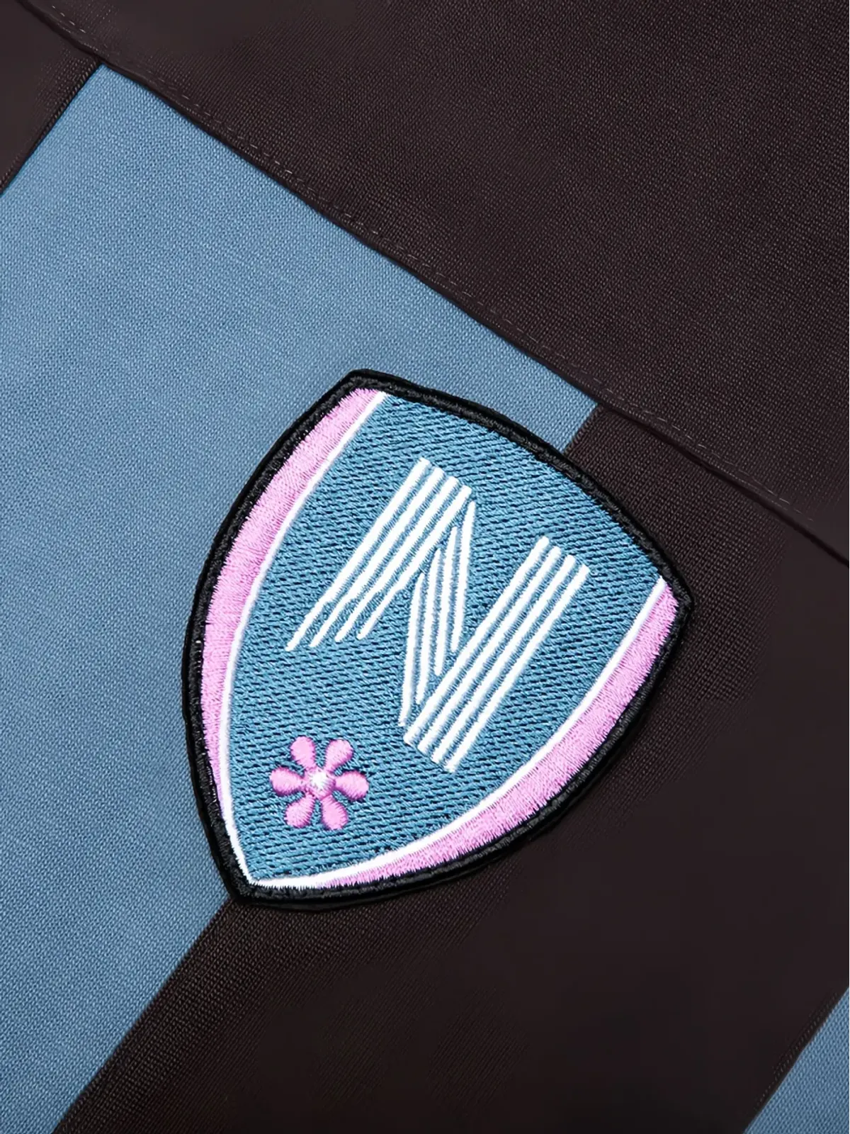 Nahmias サッカーストライプTシャツ - 画像5