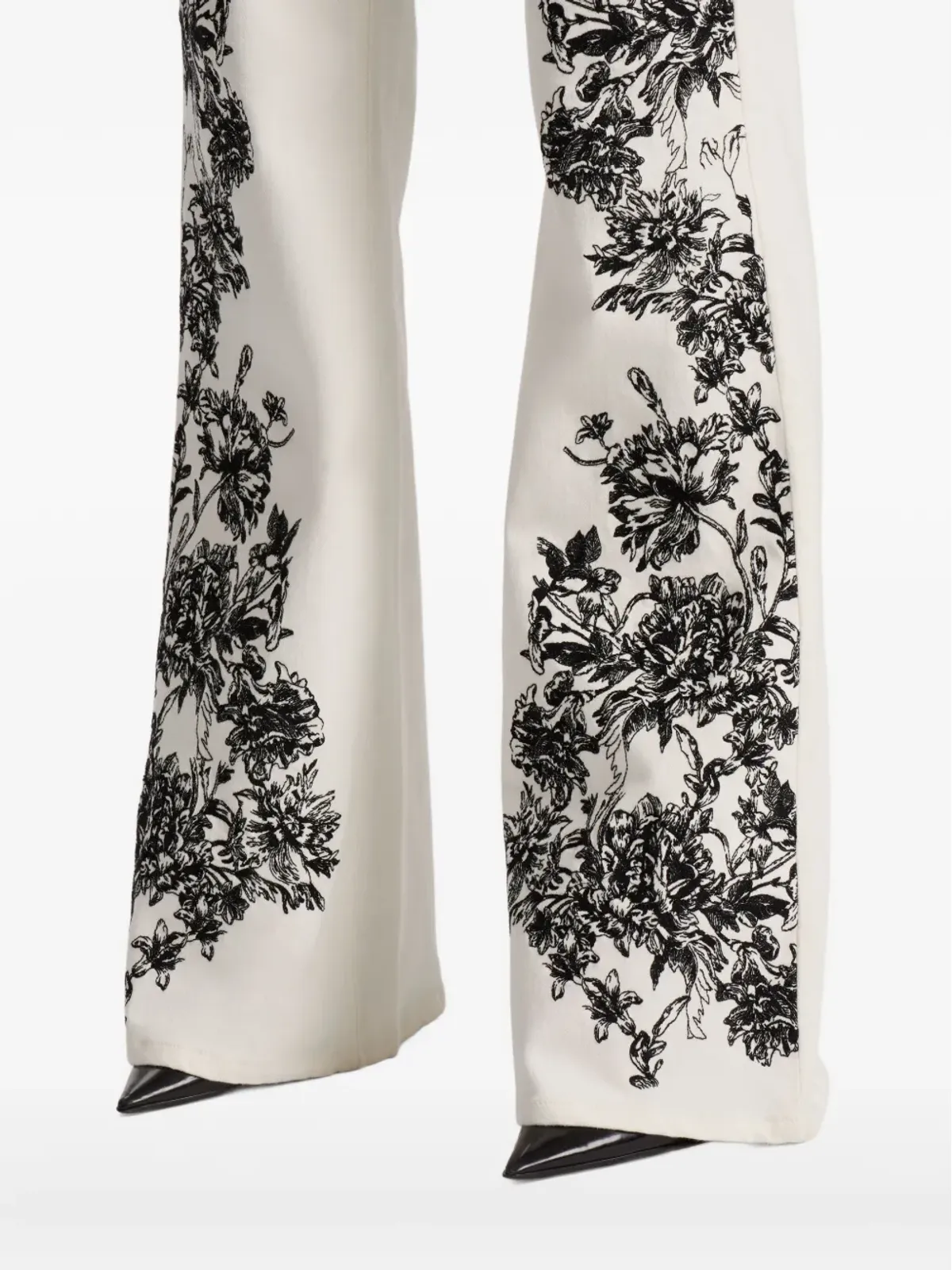 alice + olivia SB花柄プリントのフレアパンツ - 画像5