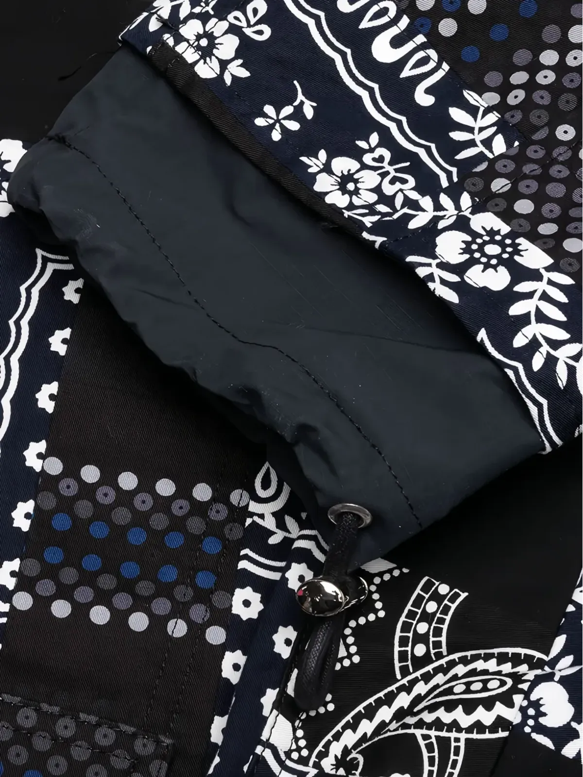 sacai x Hank Willis Thomas パッチワークパンツ - 画像3